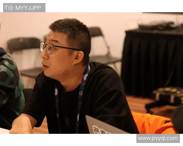 陈伟专访：从青涩少年到足球明星的成长之路回顾