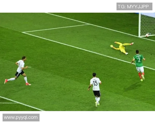 武汉足球队在联合会杯中的个人能力表现分析与点评